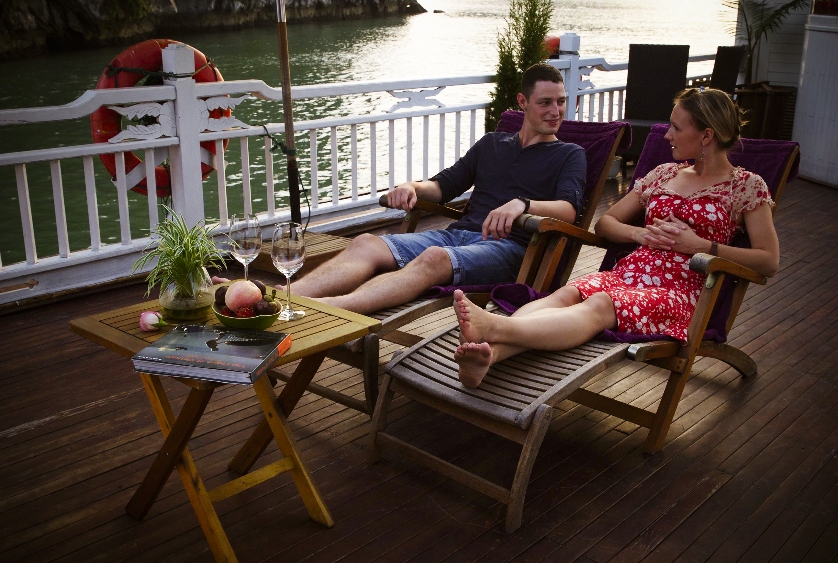 Halong Bay trip for pregnant woman